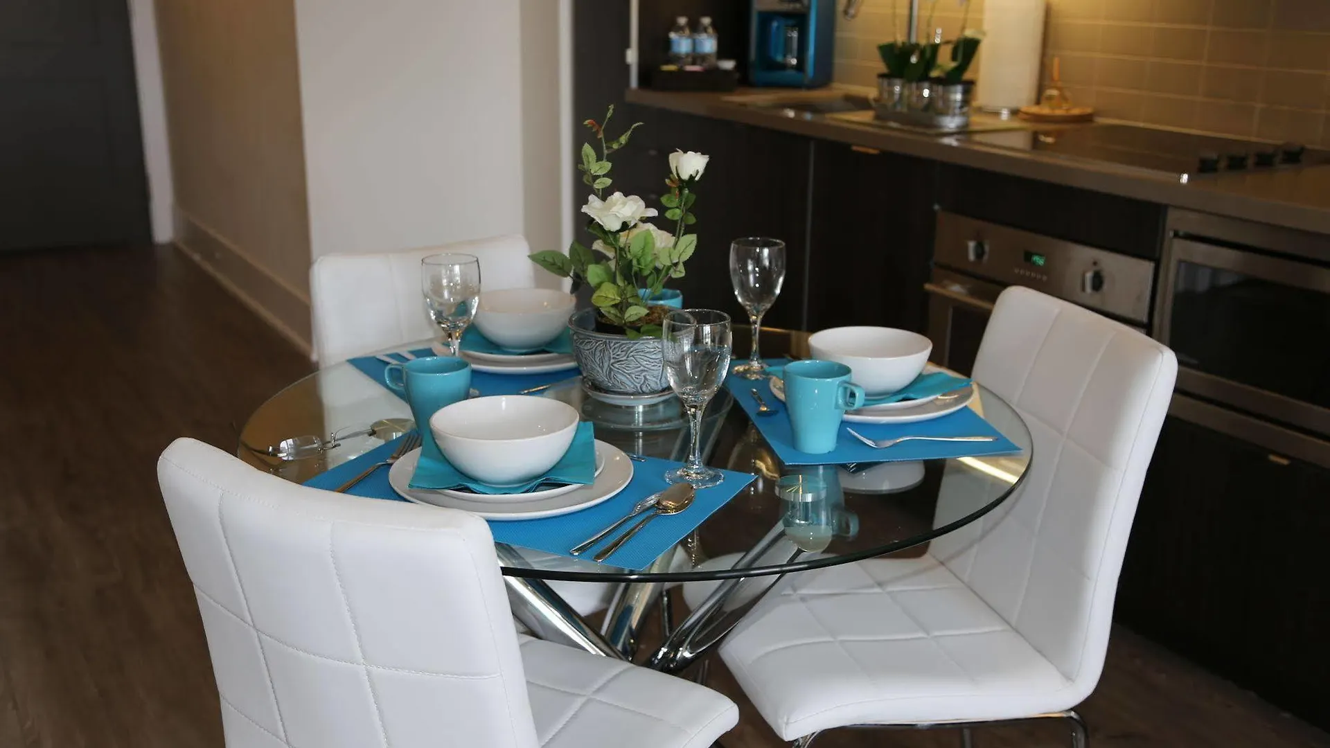 Hotel Duke Furnished Suites Toronto