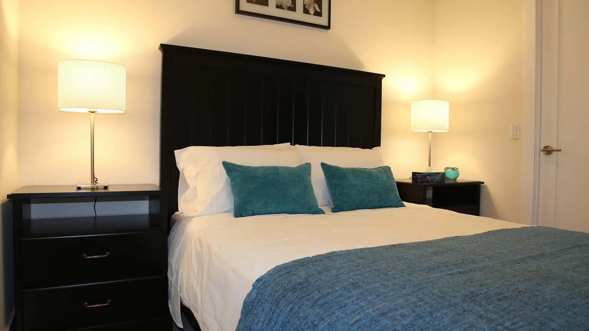 Hotel Duke Furnished Suites Toronto