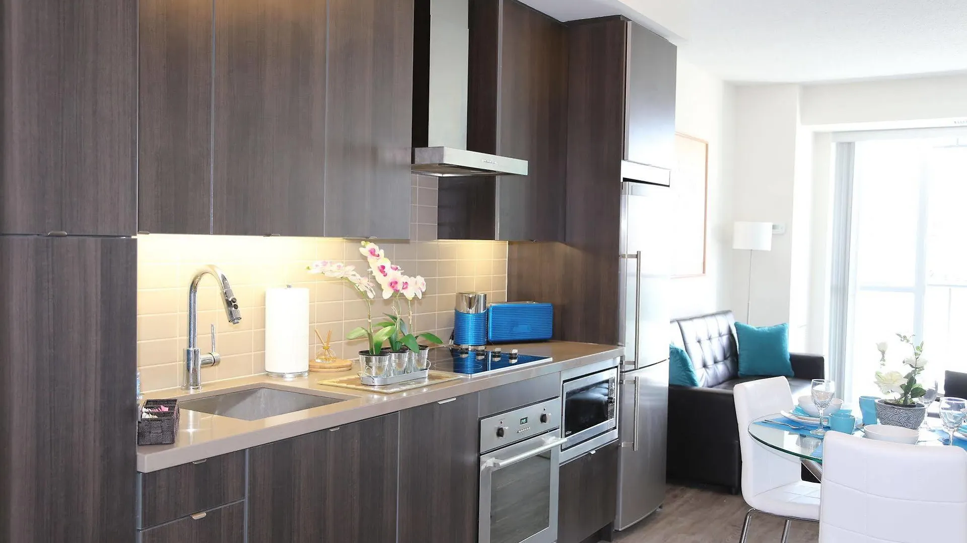 Duke Furnished Suites Toronto Canada